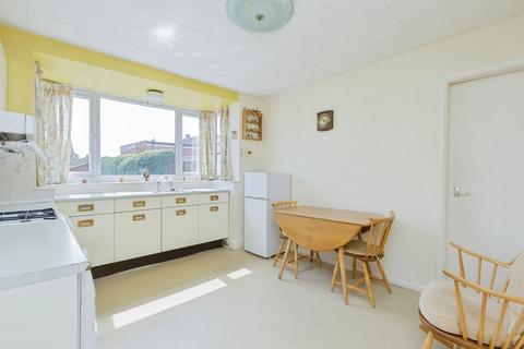 3 bedroom semi-detached house for sale, Maple Avenue, Leicester