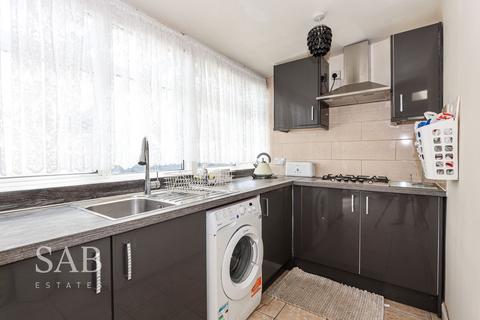 undefined, Ellesmere Road, Greenford, UB6