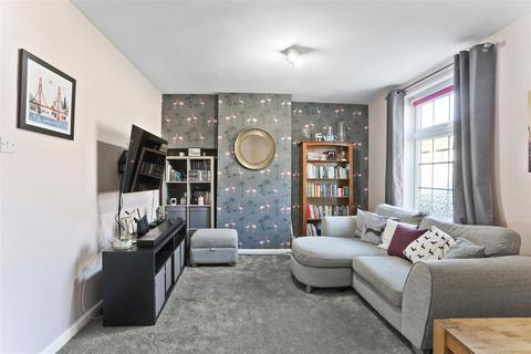 undefined, Peterborough Road, Carshalton