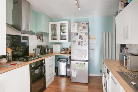 undefined, Peterborough Road, Carshalton