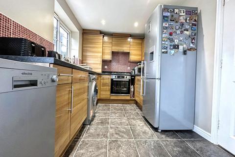 4 bedroom semi-detached house for sale, Robsons Way, Birtley, Chester Le Street, Tyne and Wear, DH3 1GA