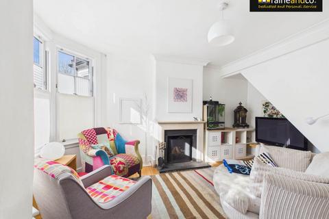 3 bedroom terraced house for sale, Frampton Road, Potters Bar