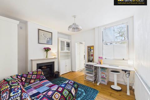 3 bedroom terraced house for sale, Frampton Road, Potters Bar