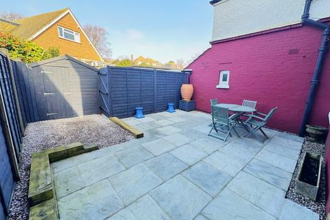 undefined, Manor Road, BEXHILL-ON-SEA, TN40
