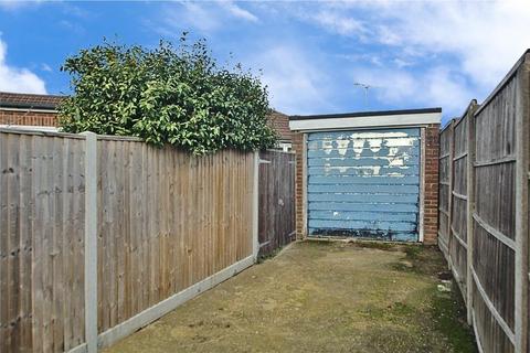 undefined, Clinton Close, Knaphill, Woking