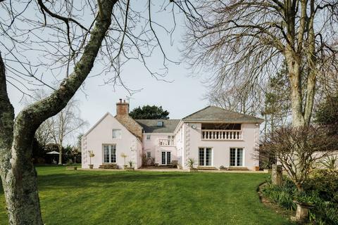 5 bedroom detached house for sale, Rue de la Croiserie, Jersey JE3