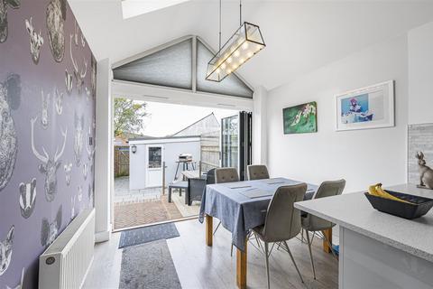 4 bedroom terraced house for sale, Eastbourne Road, Seaford