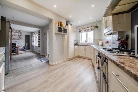 4 bedroom semi-detached house for sale, Dormington Drive,  Hereford,  HR1