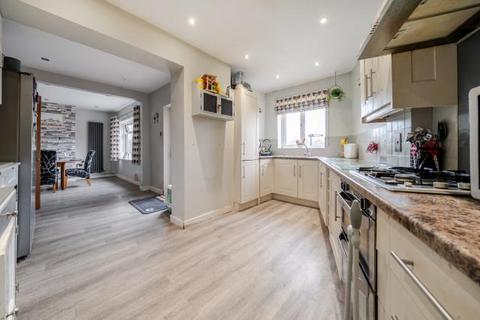 4 bedroom semi-detached house for sale, Dormington Drive, Hereford