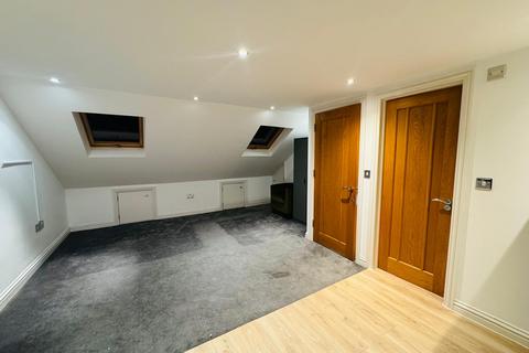 Terraced house to rent, All Bills Included Studio, Couples Welcome, IG3
