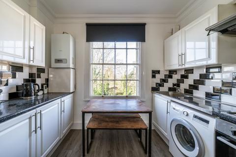 4 bedroom flat to rent, Streatham Hill London SW2