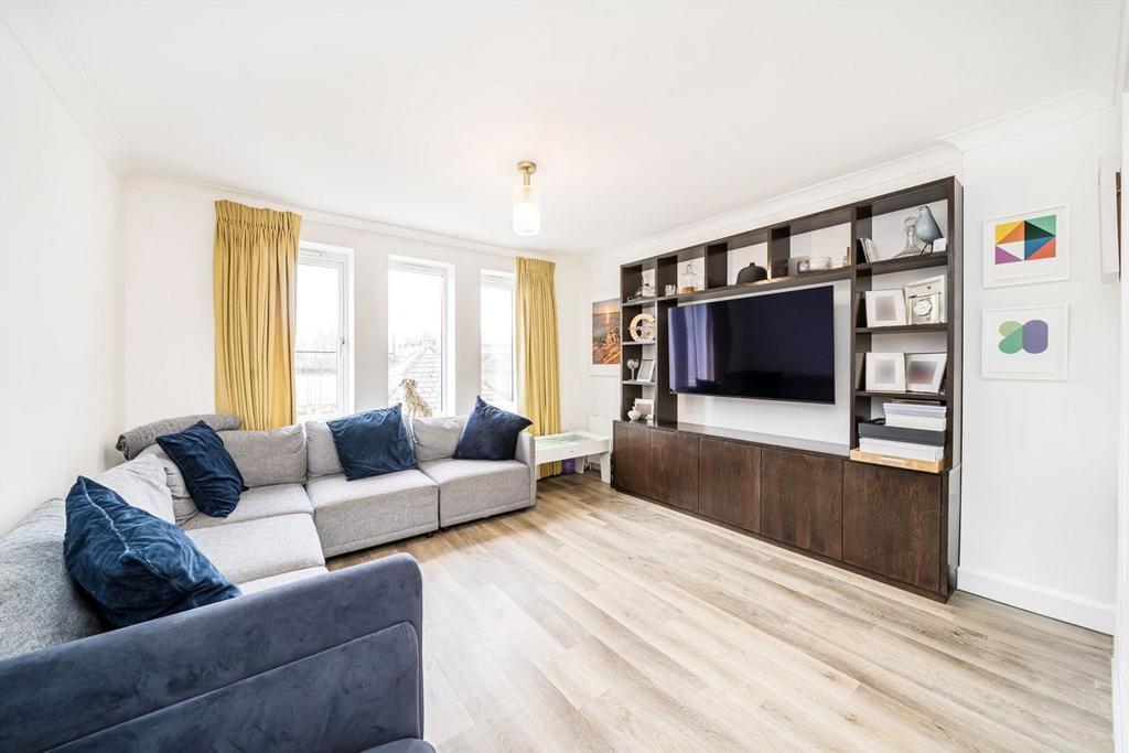 House in London, East Smithfield, Wapping - View 3