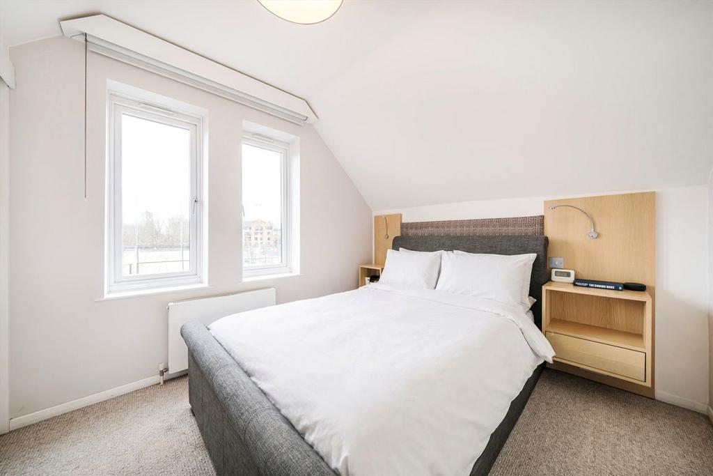 House in London, East Smithfield, Wapping - View 4