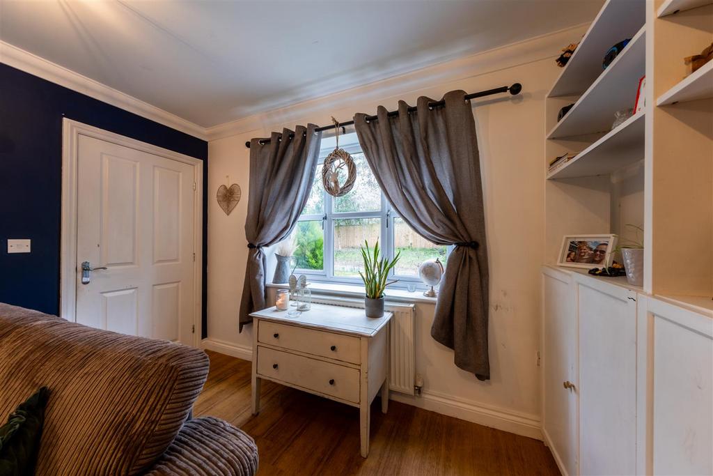7 Mondram Green-010.JPG