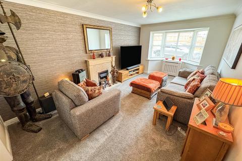 4 bedroom detached house for sale, Lavender Close, Corby NN18