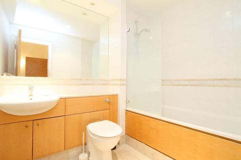 Studio to rent, Whitehouse Apartments, Southbank SE1