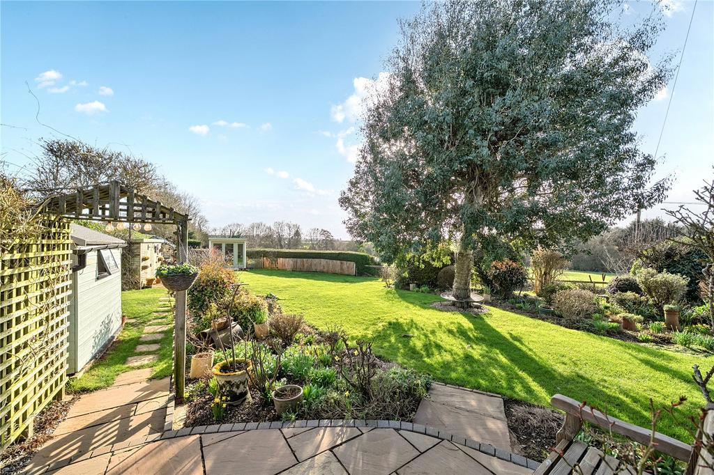 Rear Gardens/Patio