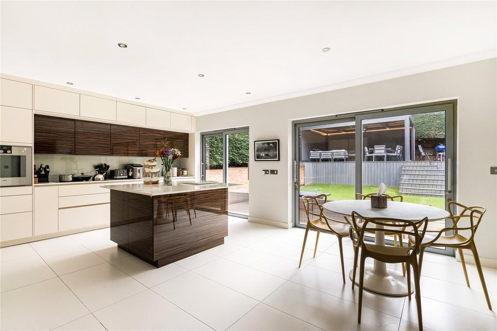 Kitchen/Breakfast