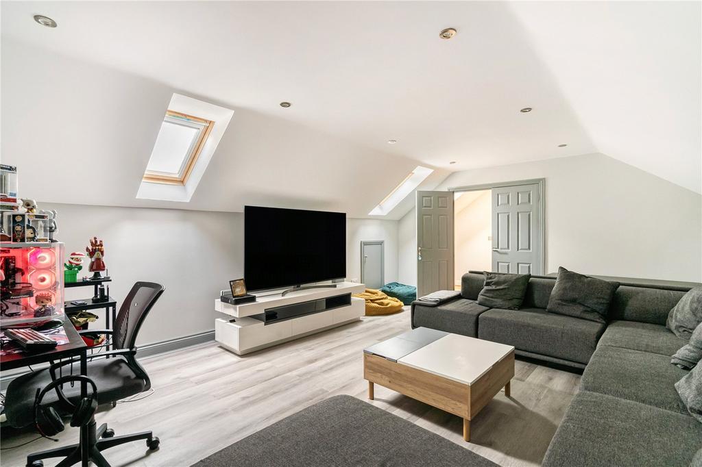 Bedroom/Games Room