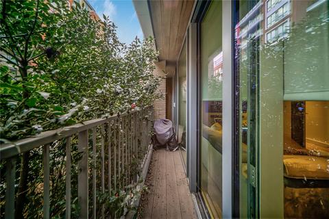 2 bedroom apartment for sale, Meadows House, Chelsea Creek SW6