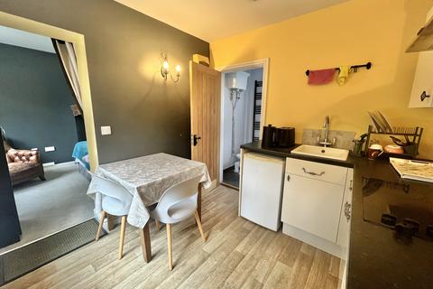 undefined, Main Road, Bristol, BS48