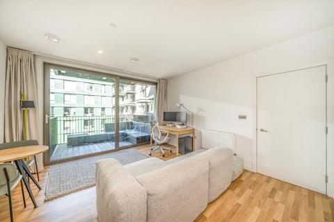 1 bedroom flat for sale, Ace Way, London SW11