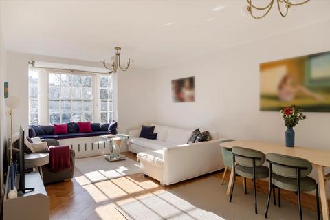 3 bedroom flat for sale, Buckingham Court, Kensington Park Road, Notting Hill, London W11.