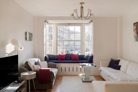 3 bedroom flat for sale, Buckingham Court, Kensington Park Road, Notting Hill, London W11.