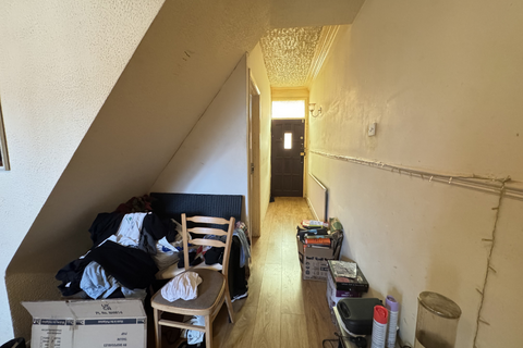 2 bedroom terraced house for sale, Kingston Road, Leicester LE2