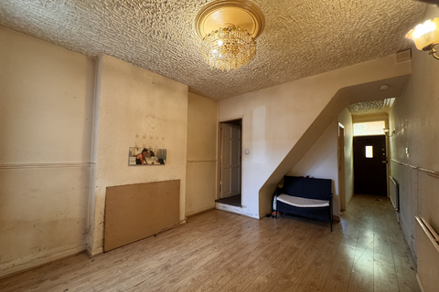 2 bedroom terraced house for sale, Kingston Road, Leicester LE2