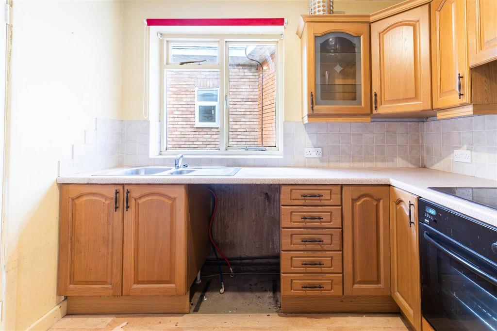 Kitchen 2