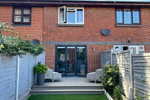 2 bedroom terraced house for sale, Fleetham Gardens, Lower Earley, Reading
