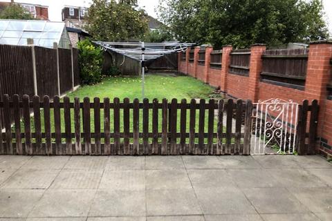 4 bedroom end of terrace house for sale, Franciscan Road, Coventry, CV3