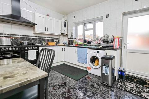4 bedroom semi-detached house for sale, Radstock Avenue, Birmingham