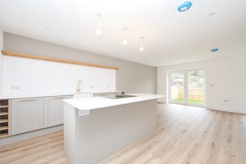 4 bedroom detached house for sale, Folkestone Road, Dover, Kent, CT17