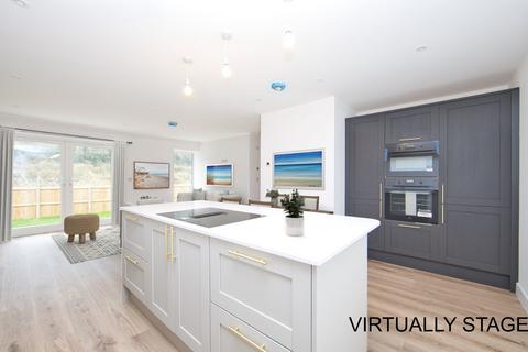 4 bedroom detached house for sale, Folkestone Road, Dover, Kent, CT17