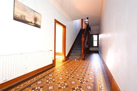4 bedroom semi-detached house for sale, Newtown Road, Malvern, Worcestershire, WR14