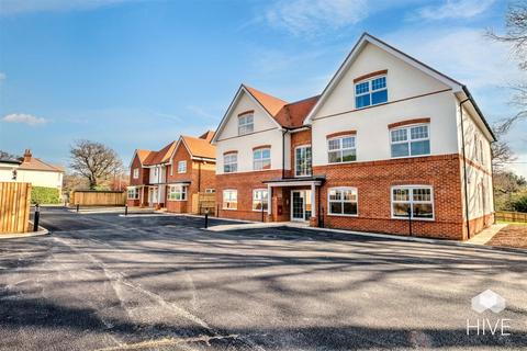 2 bedroom flat for sale, Fairway View Close, West Parley BH22