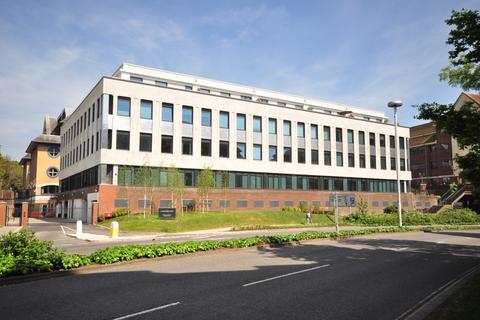 2 bedroom apartment to rent, Linden House Chart Way RH12