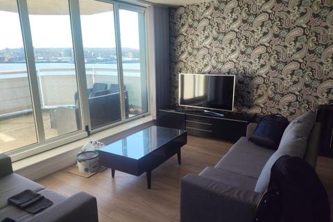 2 bedroom apartment for sale, Wards Wharf Approach, London, E16