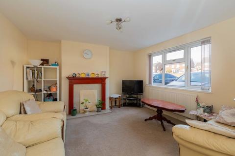 undefined, Queensway, Maidenhead SL6