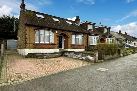 3 bedroom semi-detached bungalow for sale, Eastcourt Lane, Gillingham, Rainham, ME8
