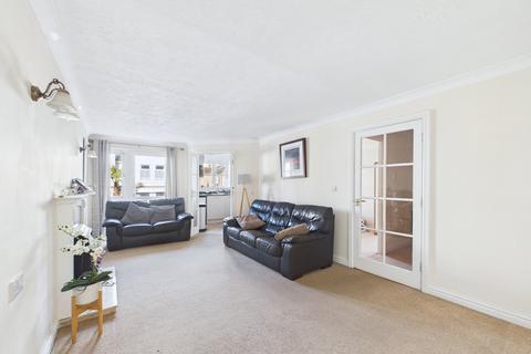 2 bedroom flat for sale, Tembani Court, Colin Road, Preston, Paignton