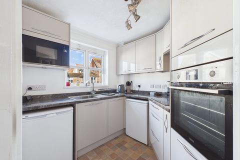 2 bedroom flat for sale, Tembani Court, Colin Road, Preston, Paignton