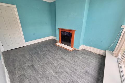 4 bedroom end of terrace house for sale, Northfield Avenue, Blackpool FY1