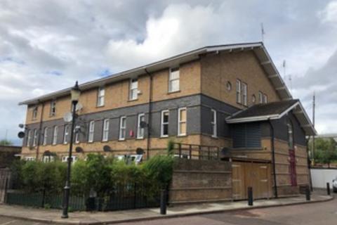 3 bedroom apartment to rent, Leabank Square, Hackney Wick, London, Greater London, E9
