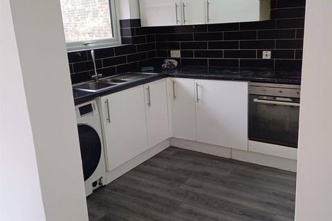 3 bedroom apartment to rent, Leabank Square, Hackney Wick, London, Greater London, E9