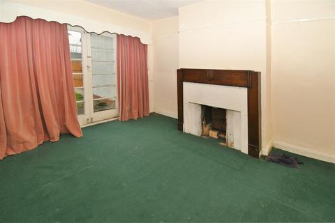3 bedroom semi-detached house for sale, Southlea Close, Leamington Spa
