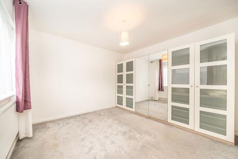 undefined, Hexham Gardens, Isleworth TW7