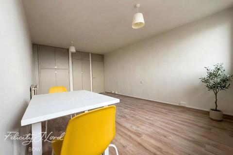 1 bedroom flat for sale, Burdett Road, London E14